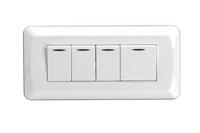 四位單極帶燈開關產品介紹與相冊